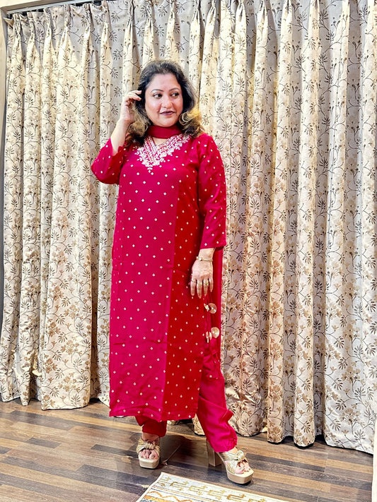 Pure Chinon Gulabi Noor Set