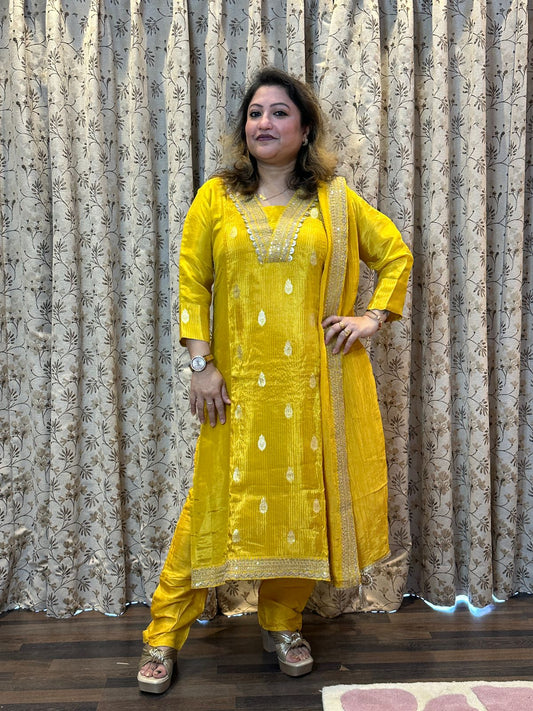 Tissue Silk Mohar Set