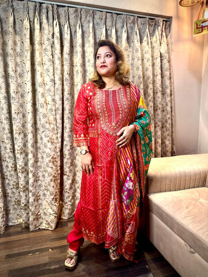 Silk Pehli Bahaar Set